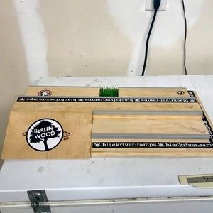 COPY - Finger board skate park